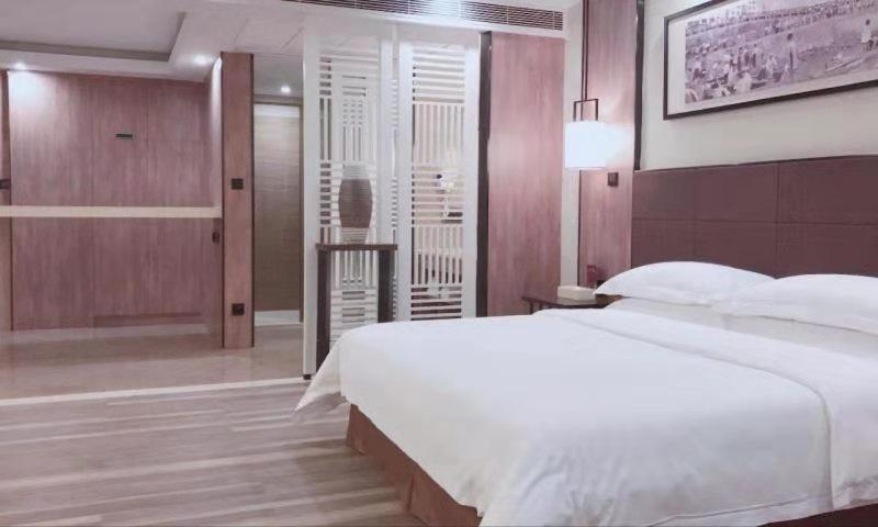 Auden International Hotel Shenzhen Exterior photo
